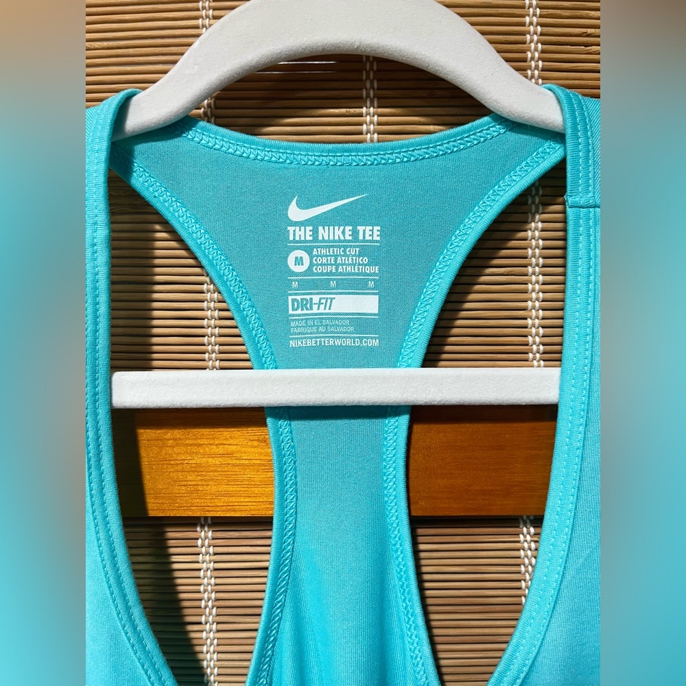 🔒 NIKE DRI-FIT “Never give in” turquoise tank, size M - Picture 3 of 4